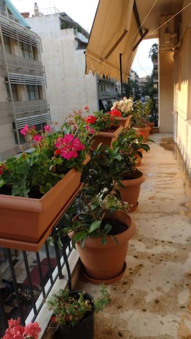 Nice Apartment Near City Center 아테네 외부 사진