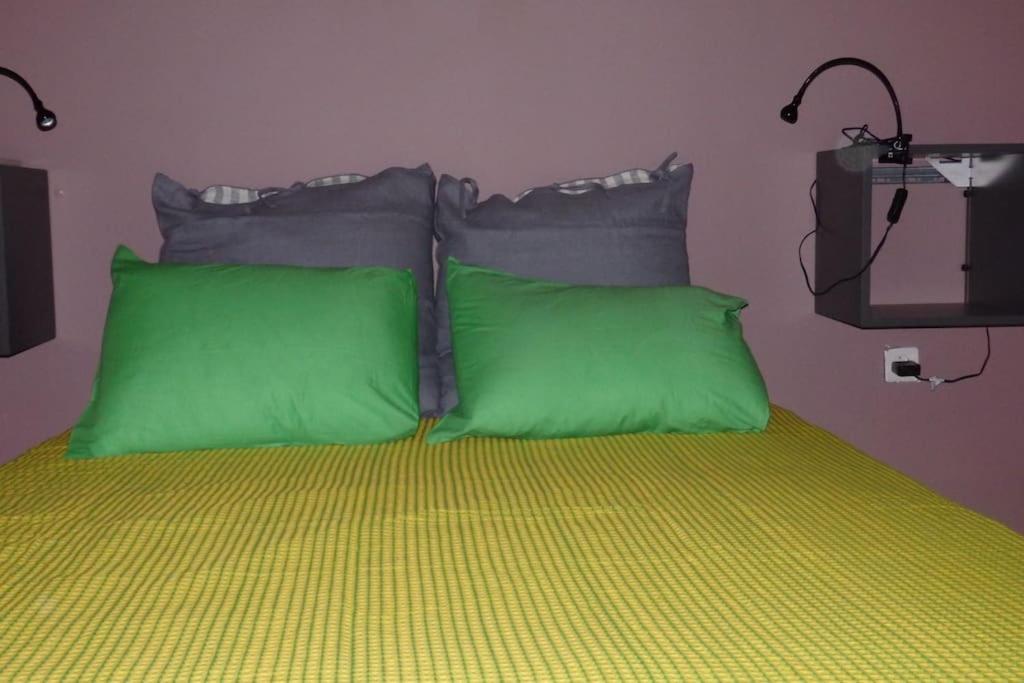 Nice Apartment Near City Center 아테네 외부 사진