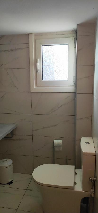 Nice Apartment Near City Center 아테네 외부 사진